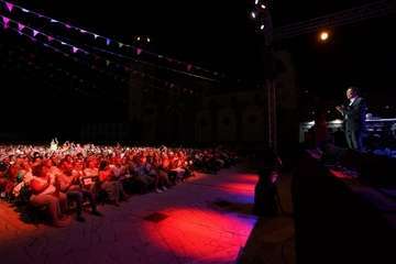  José Velez llena la plaza de Candelaria (Tenerife) con un concierto de dos horas/TA.